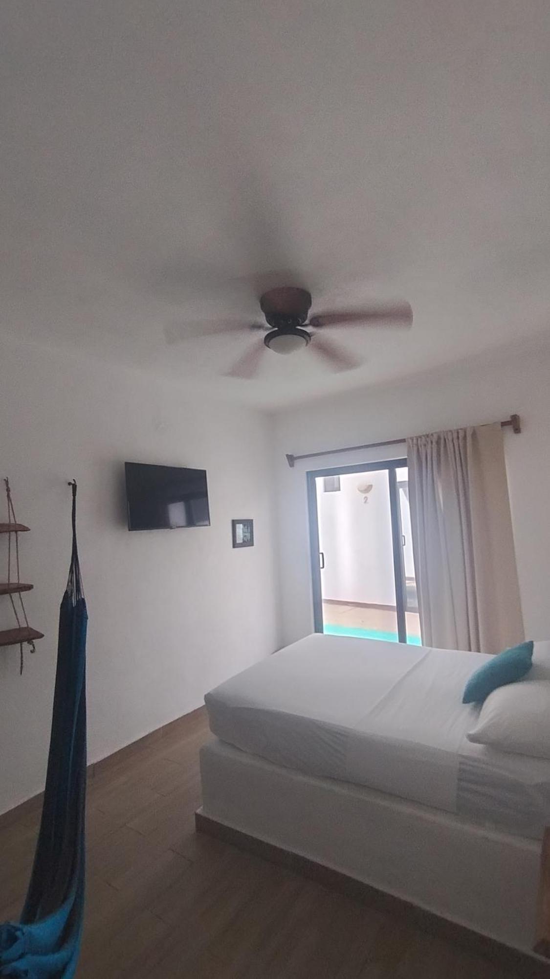 Hotel Ade 3*
